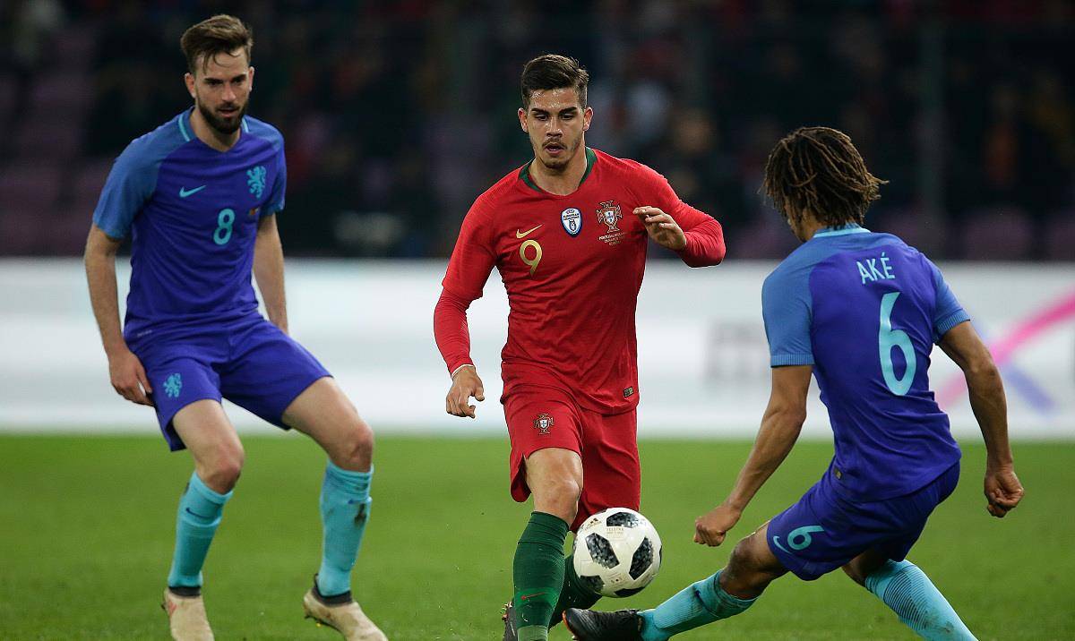 德甲倒计时，达拉斯独行侠转会期止住颓势，细节引发关注，目标明确，数据趋势出现新变化的简单介绍-lpl竞猜网站